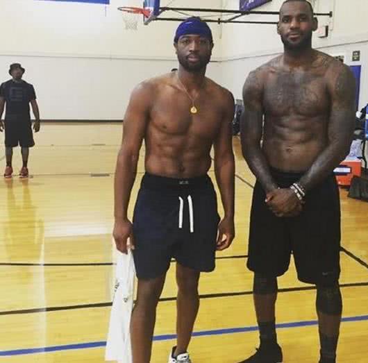 队中场的节 队中场的节