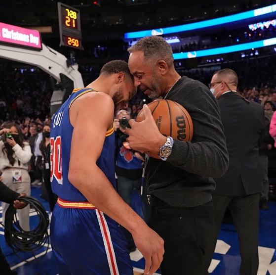 名单背后的 名单背后的