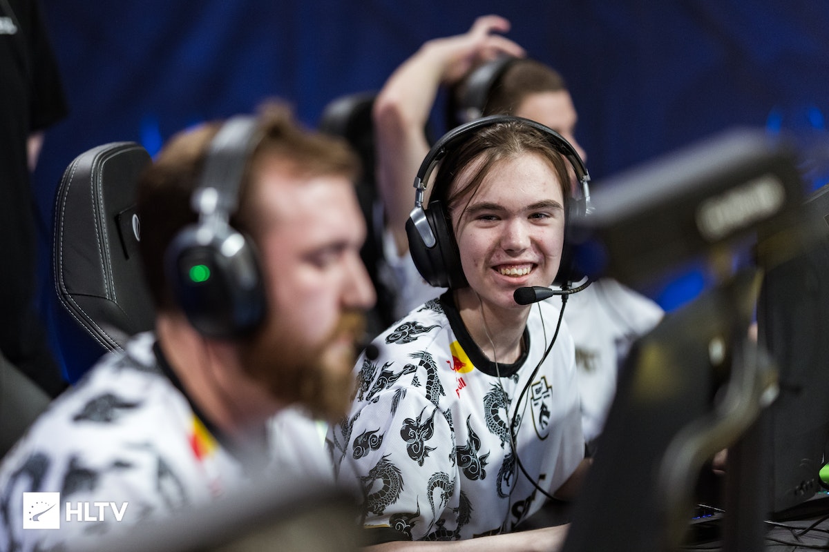 让每位选手 让每位选手