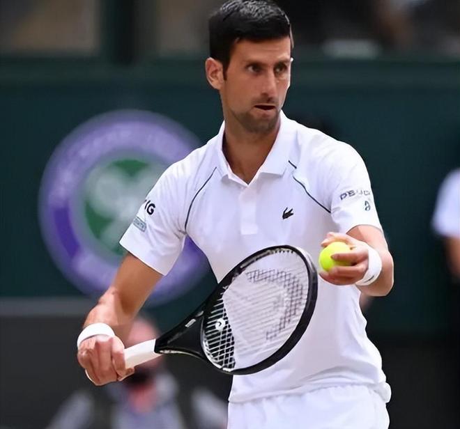 现场工作人 现场工作人