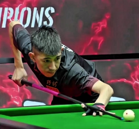 在索非亚与 在索非亚与