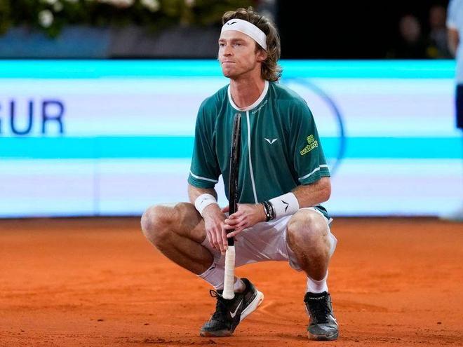 个瞬间都扣 个瞬间都扣